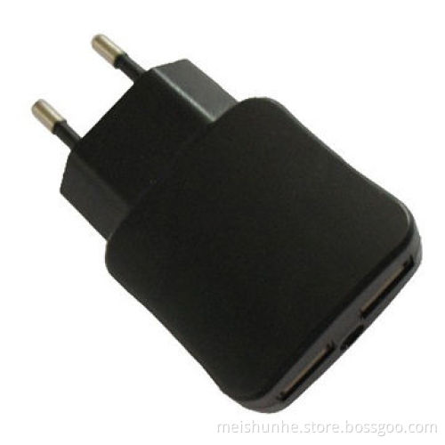 Hot Travel Charger for All Kinds of Mobile Phones, with 5V, 1/2.1A Output